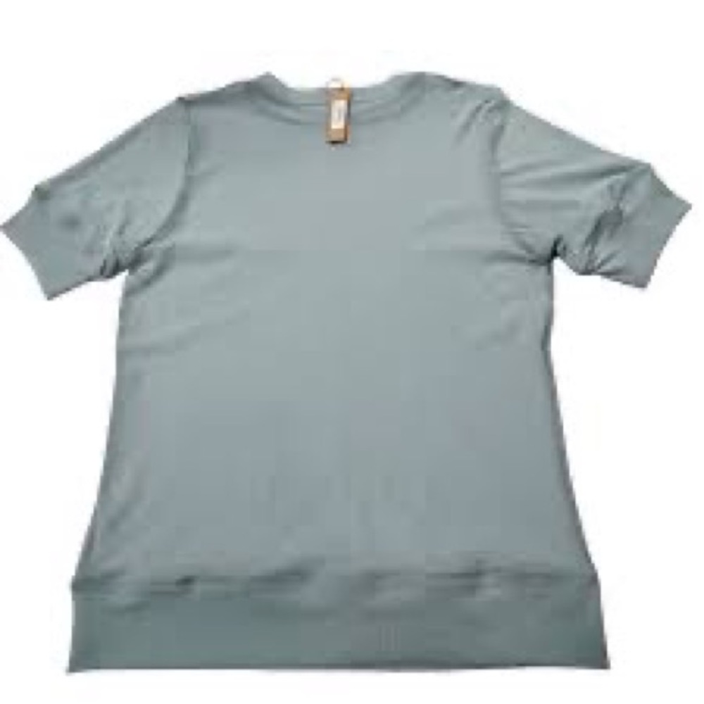 #347. NWT Summer T-Shirt Sky